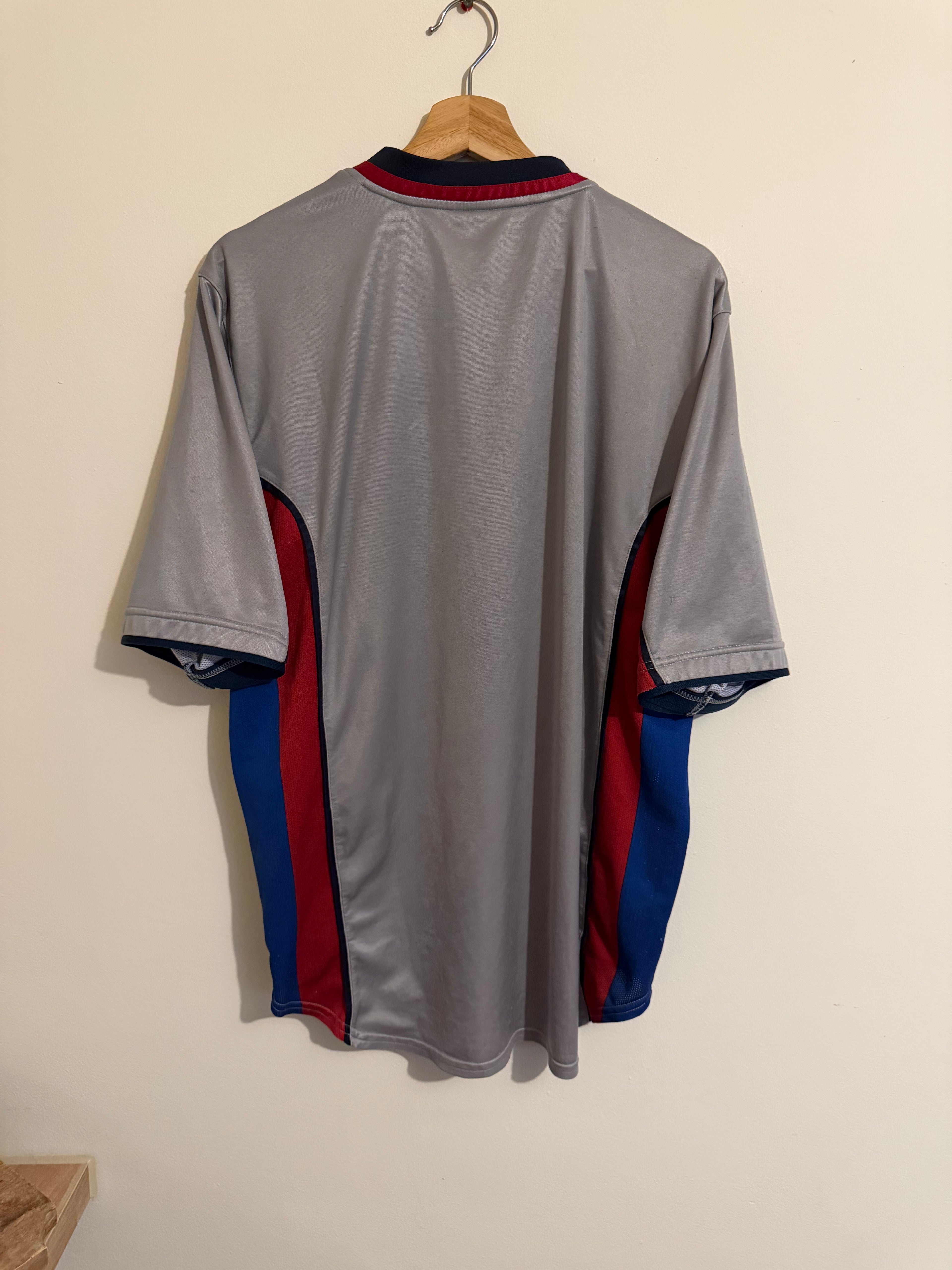 Barcelona 1998/01 (XL)