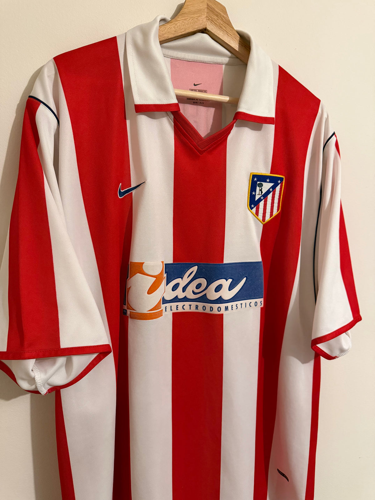 Athletico Madrid 2001/02 Home Shirt ‘F.Torres’ (XXL)
