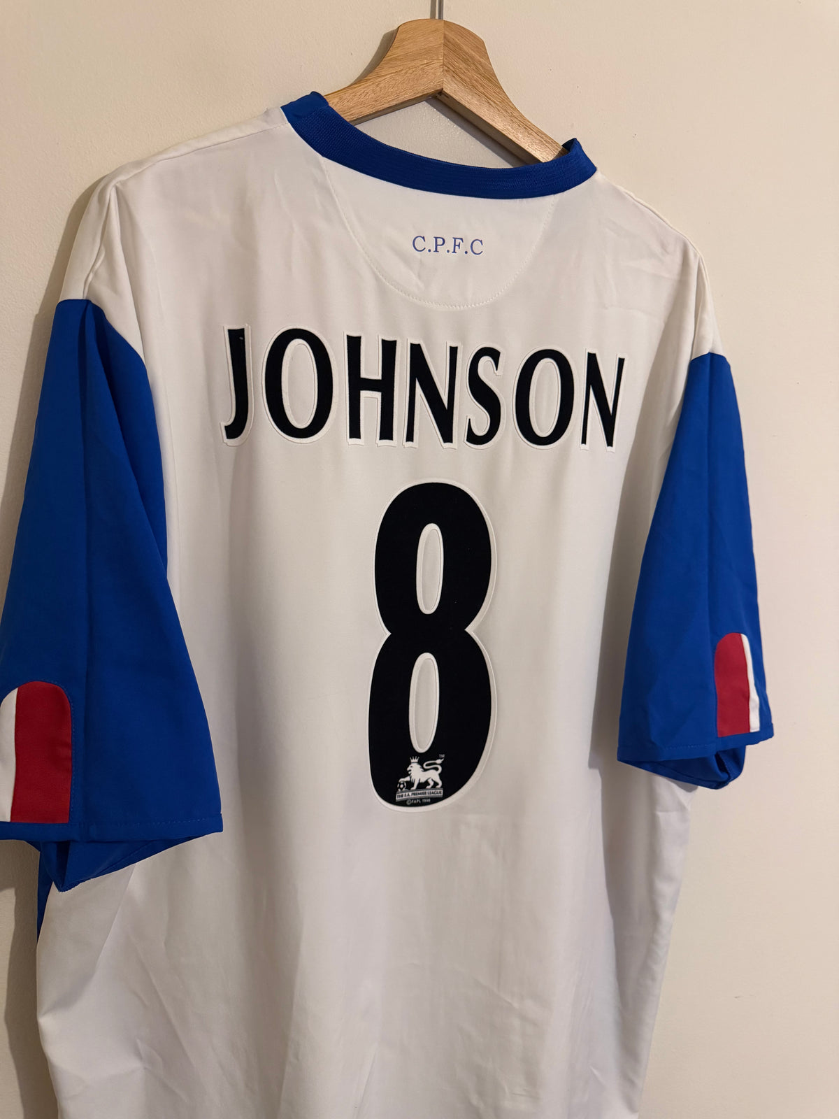 Crystal Palace 2004/05 Away Shirt ‘Johnson’ (XL)