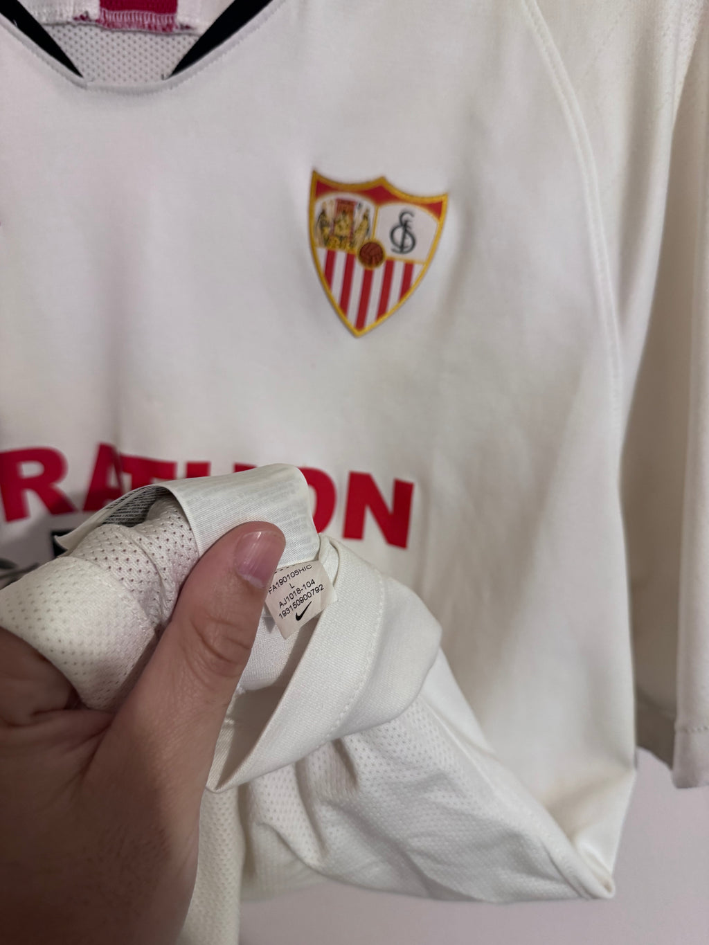 Sevilla 2019/20 ‘J Navas’ (L)