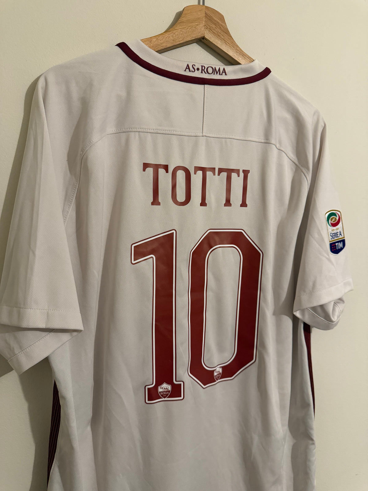 Roma 2016/17 Away Shirt ‘Totti’ (XL)