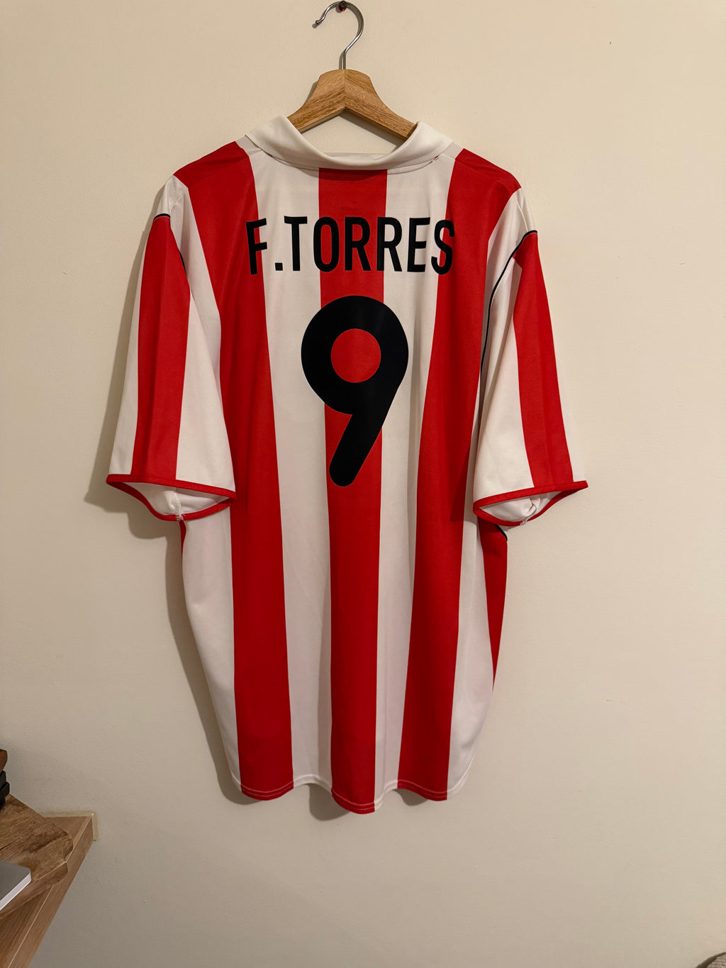 Athletico Madrid 2001/02 Home Shirt ‘F.Torres’ (XXL)