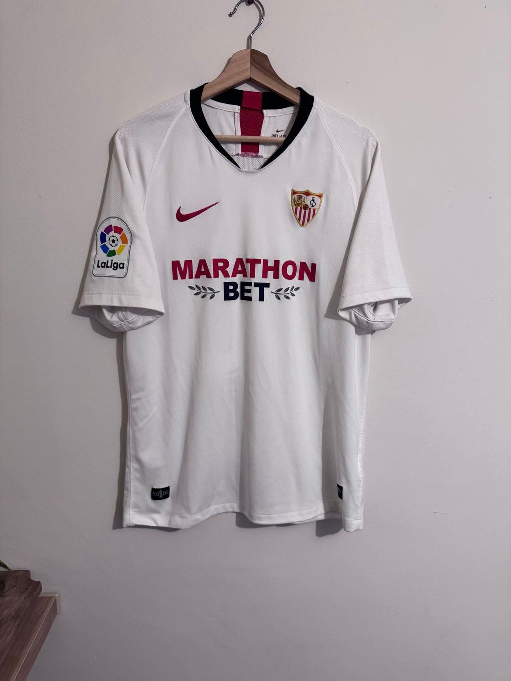 Sevilla 2019/20 ‘J Navas’ (L)