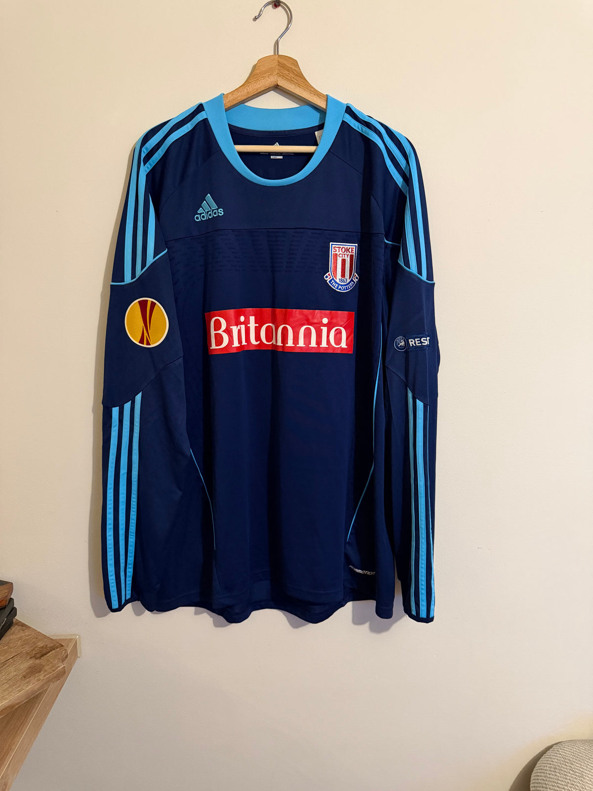 Stoke 2010/11 Away Shirt ‘Crouch’ (XXL)