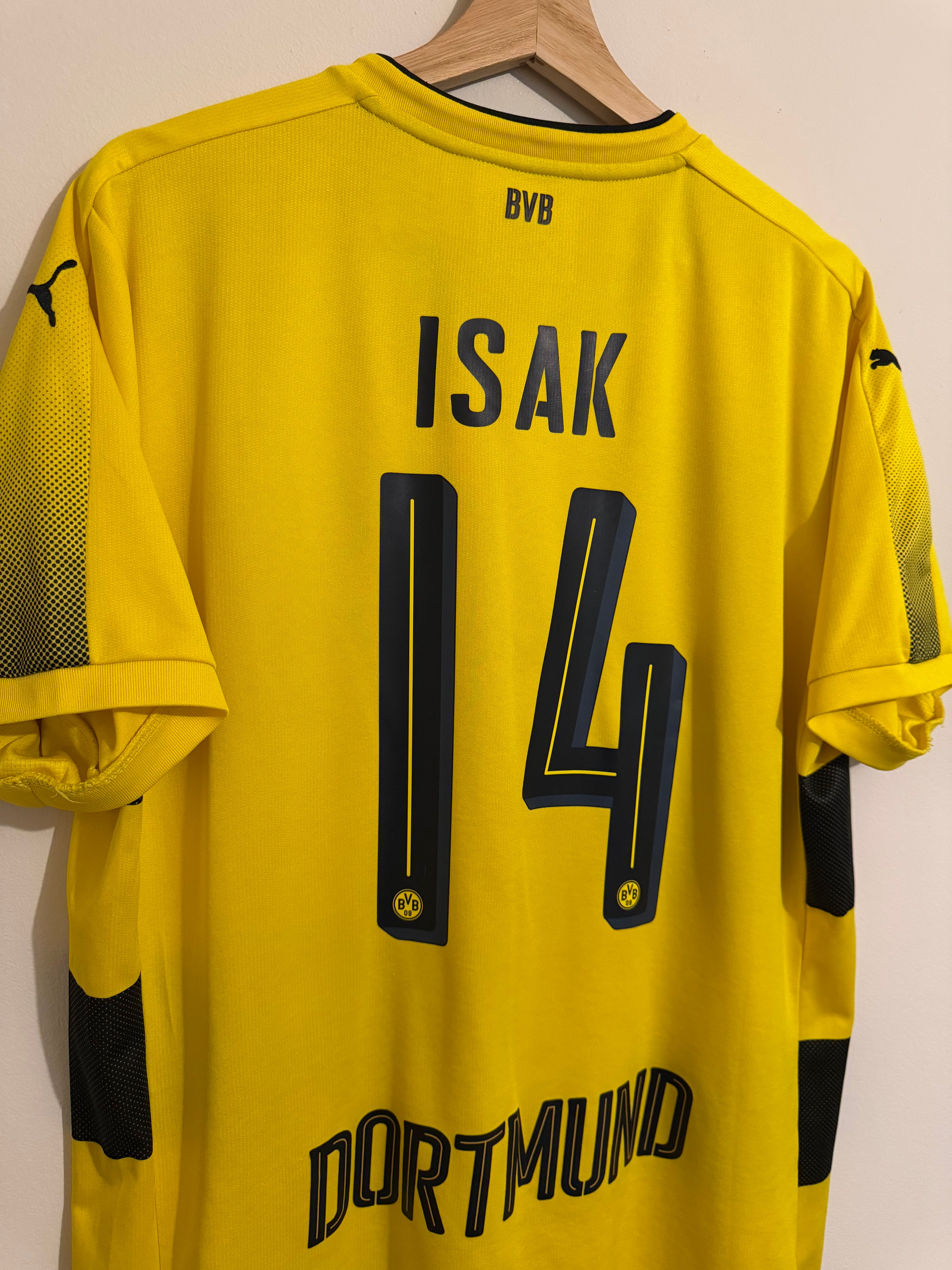 Dortmund 2017/18 ‘Isak’ (L)