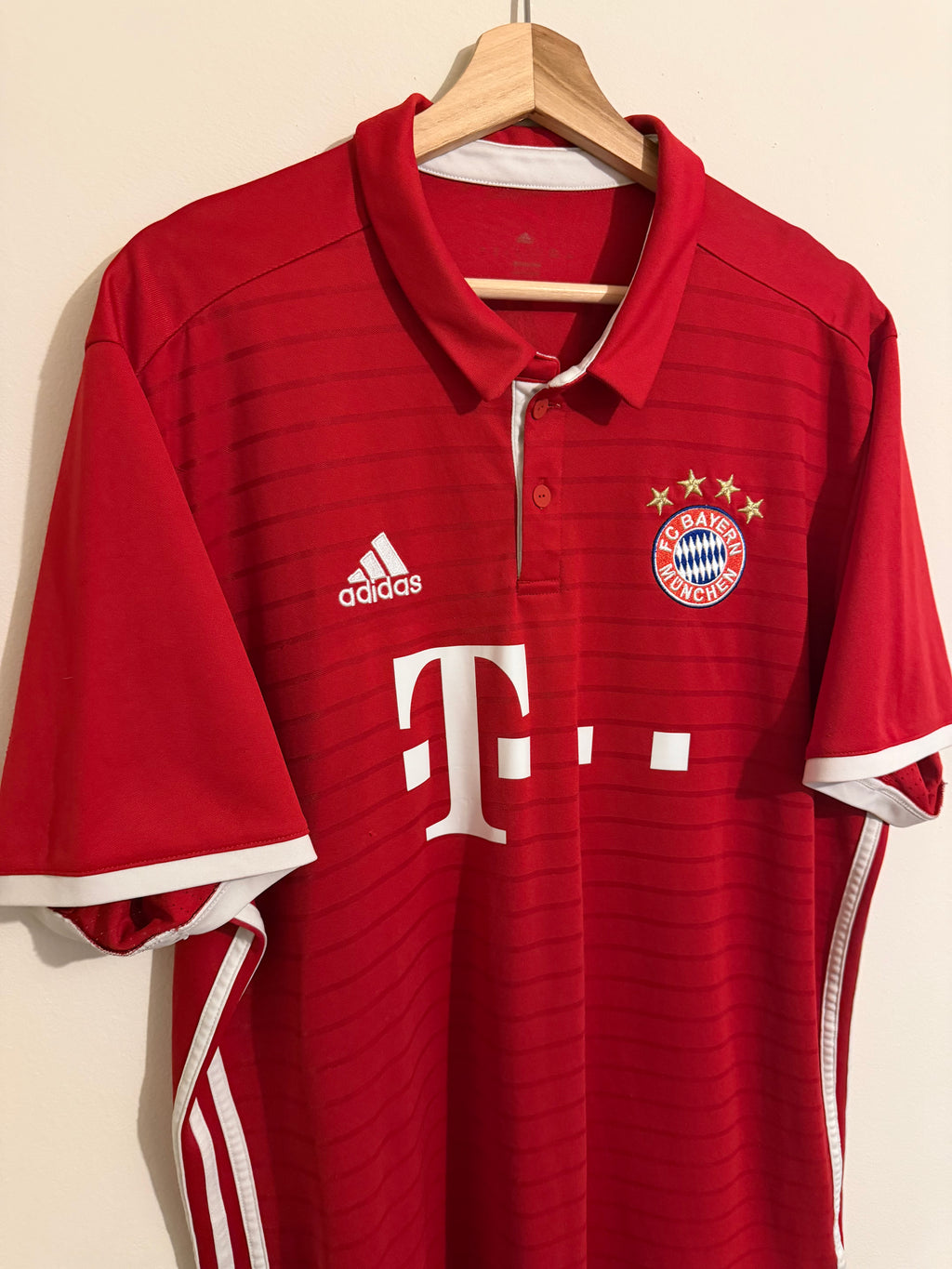 Bayern Munich 2016/17 Home Shirt ‘Muller’ (XL)