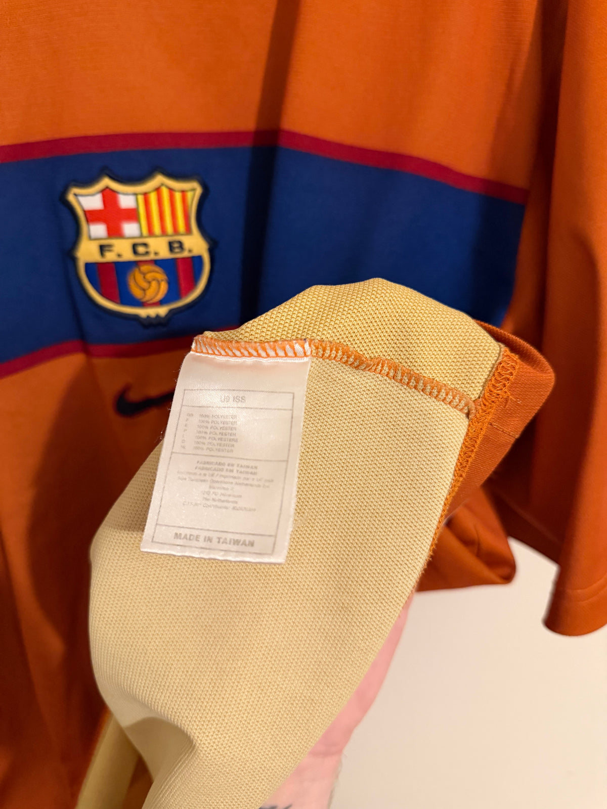 Barcelona 1999/00 Third Shirt (XL)