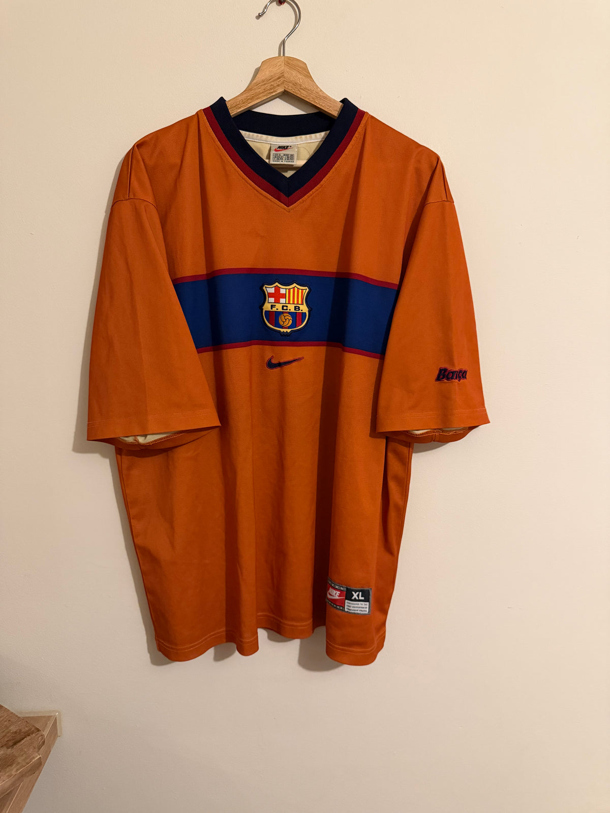 Barcelona 1999/00 Third Shirt (XL)