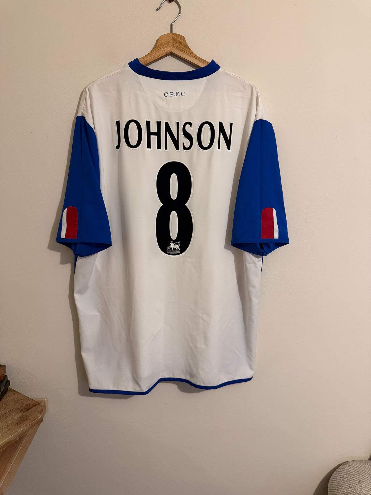 Crystal Palace 2004/05 Away Shirt ‘Johnson’ (XL)