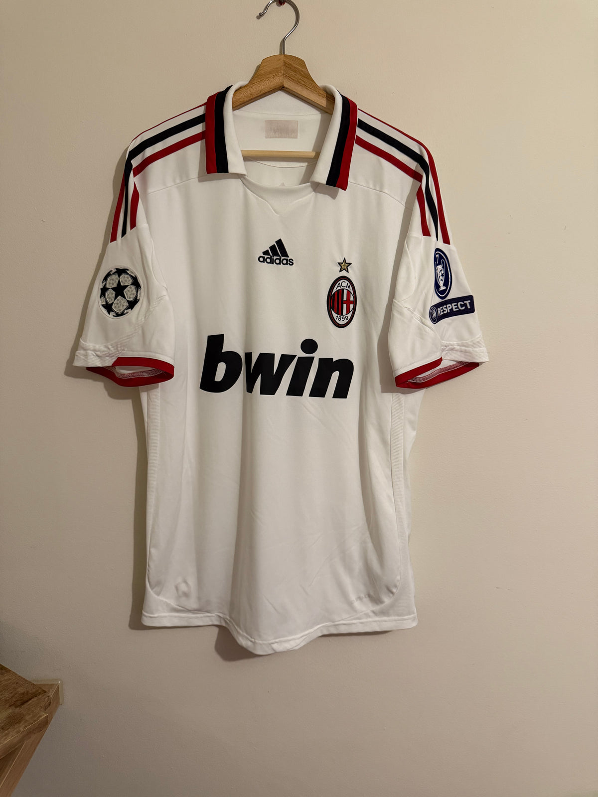 AC Milan 2009/10 Away Shirt ‘Ronaldinho’ (L)